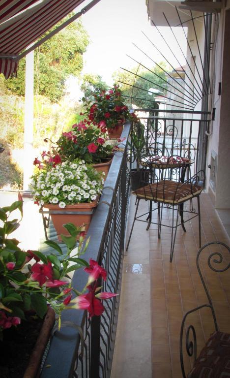 Appartamento Tano'S Giardini Naxos Esterno foto