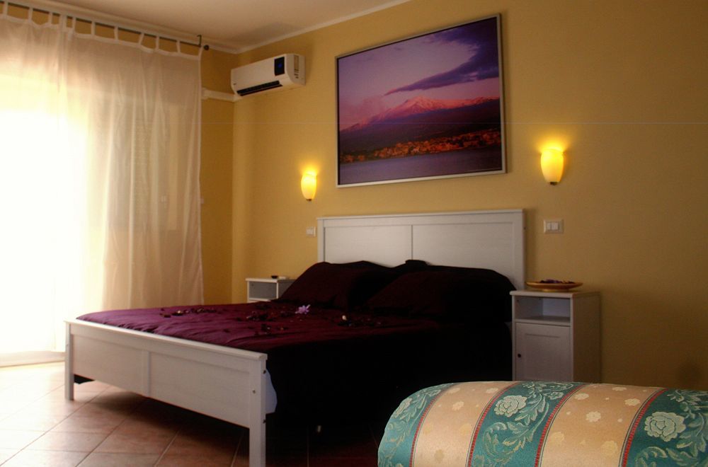 Appartamento Tano'S Giardini Naxos Esterno foto